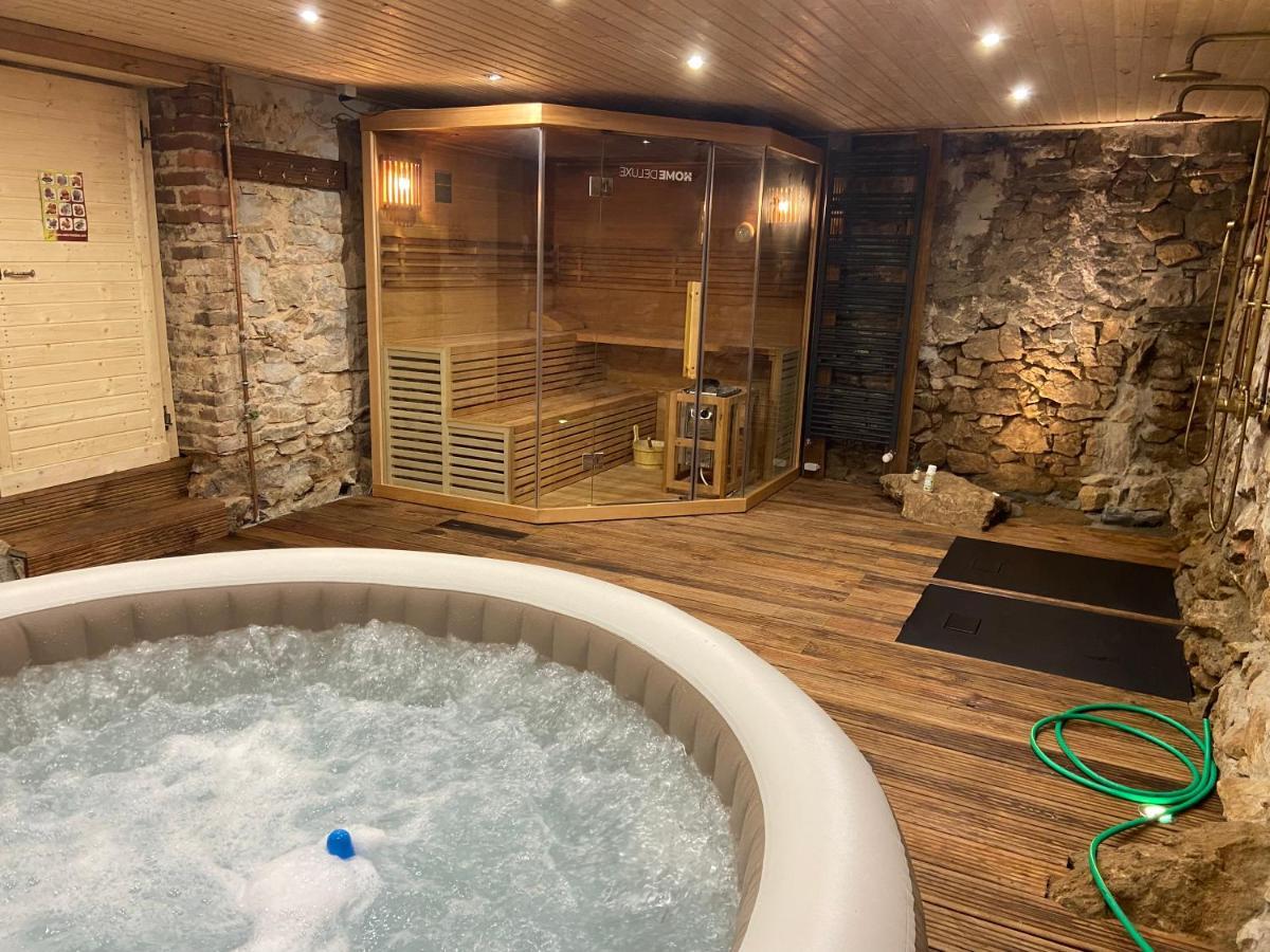 Apartment Georgstor Im Posthalterhof Mit Sauna 布兰肯海姆 外观 照片