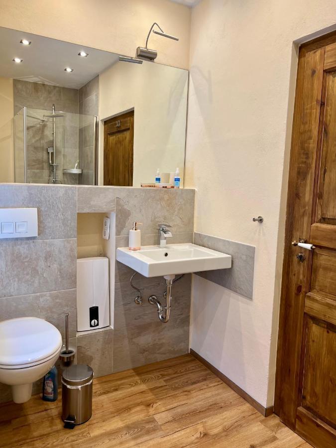 Apartment Georgstor Im Posthalterhof Mit Sauna 布兰肯海姆 外观 照片